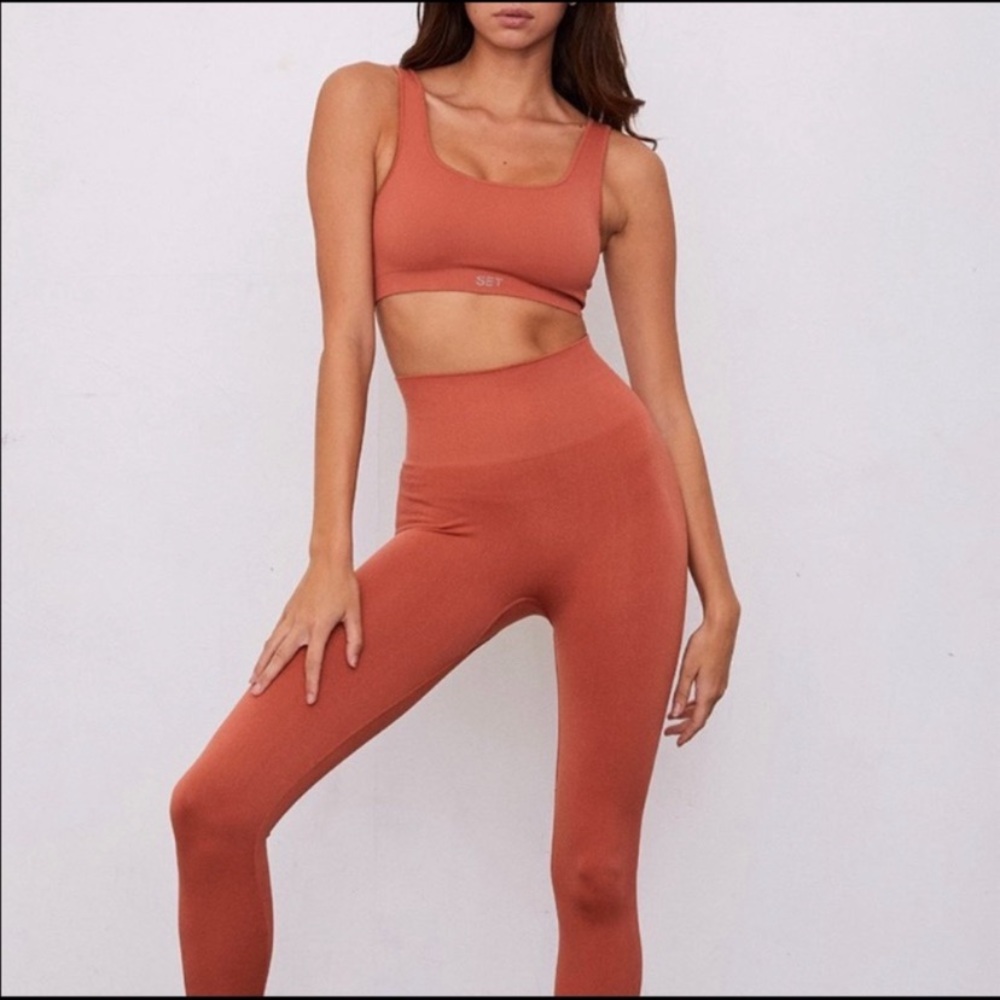 *2-pc Set* SETActive bra and leggings